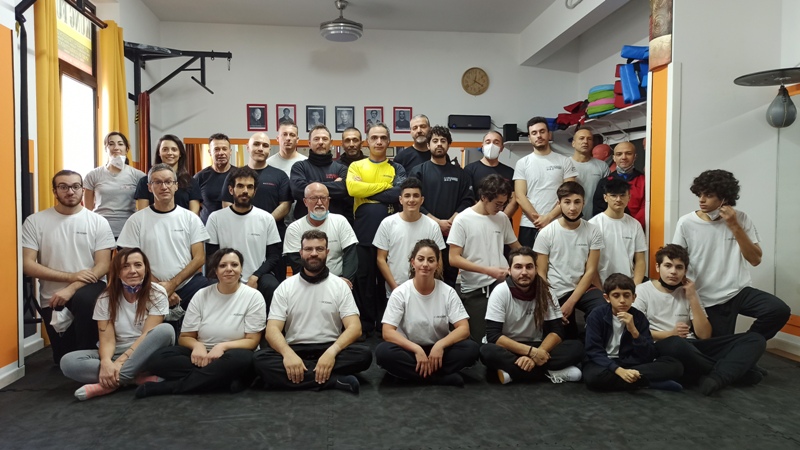 kung fu academy di Sifu Salvatore Mezzone, arti marziali wing chun, weng chun, wing tsun, tai chi quan, chi kung, sanda e sport dacombattimento, shaolin cina.jpg (1)